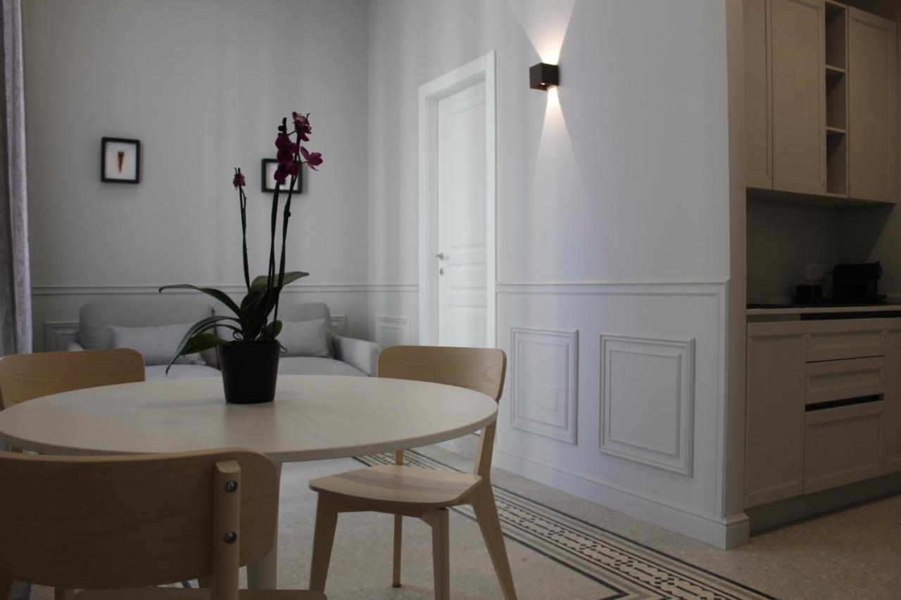 Maccus Suite Неаполь Экстерьер фото